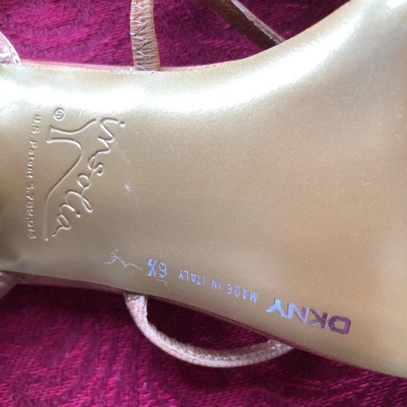NEW Tan Stiletto Pumps - Made in Italy -DKNY - Size 6.5 - Picture 7 of 8